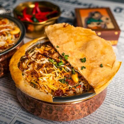 افتتاح مطعم تيج للأكل الهندي في دبي