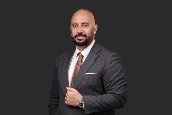 من دون عنوان.jpg