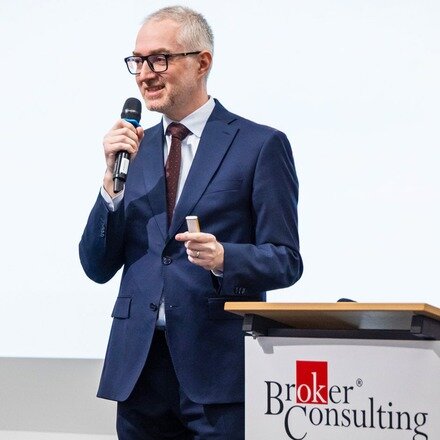 BC Real Inv Konf 04-26-233.jpg