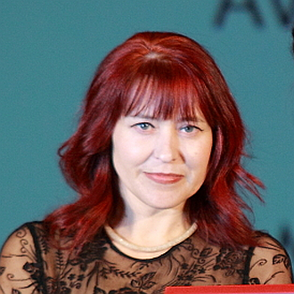 Doma i v zahraničí