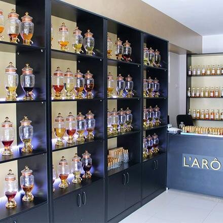 perfumy poziom.jpg