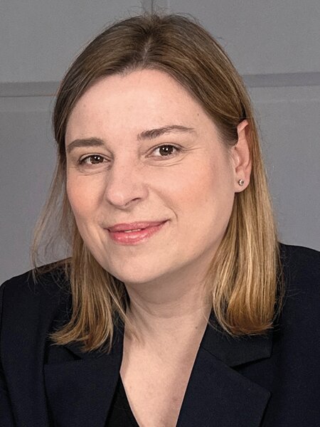 Ania 450x600.jpg