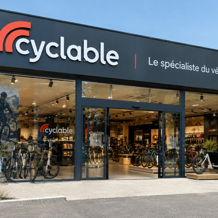 Nowoczesny sklep rowerowy Cyclable.png