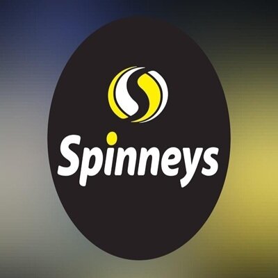 سبينيس تطلق متجرين في العراق