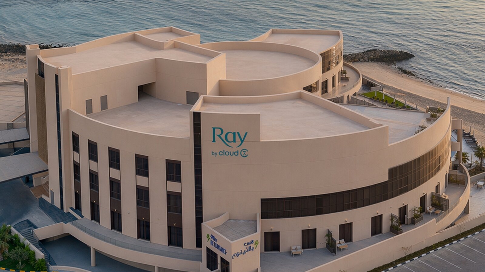 Ray Hotel by Cloud 7.jpg