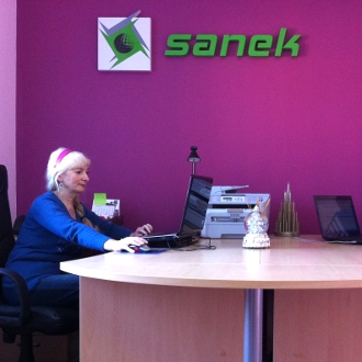Sanek zgarnia agentów TP