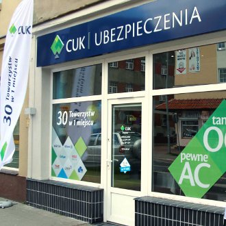 Porównują i sprzedają