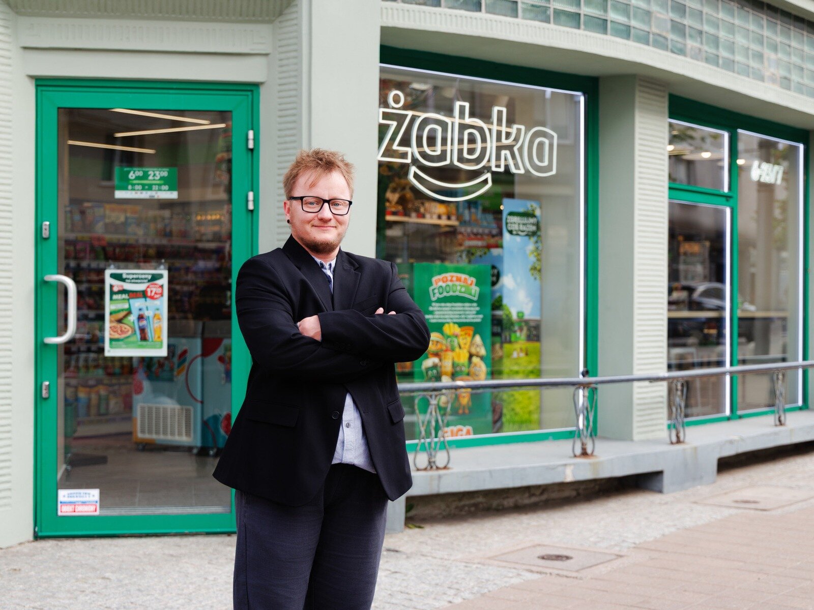zabka-artur olszewski.jpg