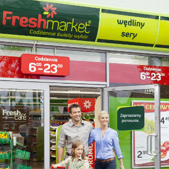 Żabka i Freshmarket idą łeb w łeb
