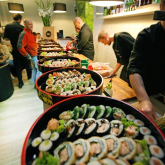 Rolują sushi, nie klientów