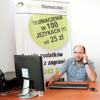 Znają języki obce i prawo