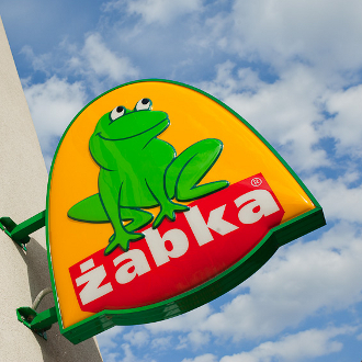 Konkurencja w objęciach Żabki