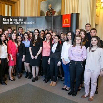 Cel mai mare angajator din Horeca în 2016 este o franciză