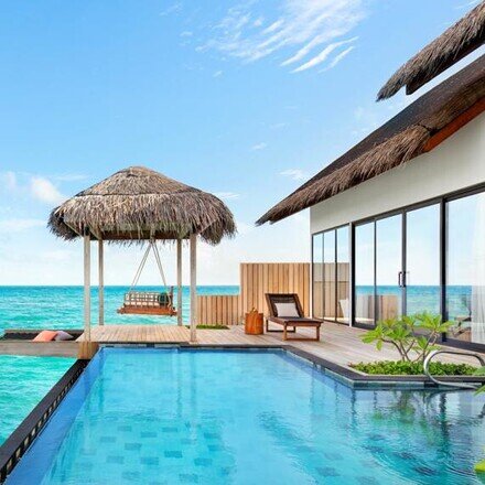 عرض اليوم الوطني لهيلتون المالديف أمينجيري