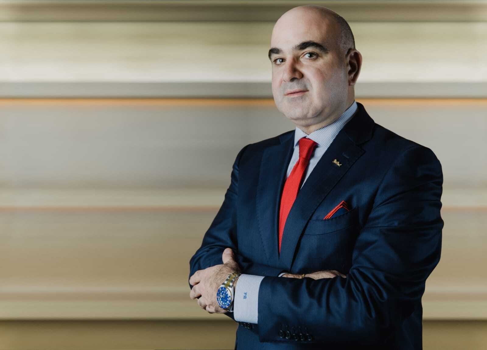 فراس منيمنة 