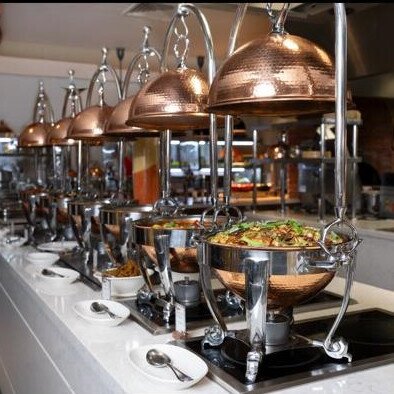 ليلة اسيوية بمطعم (اليفانتين )