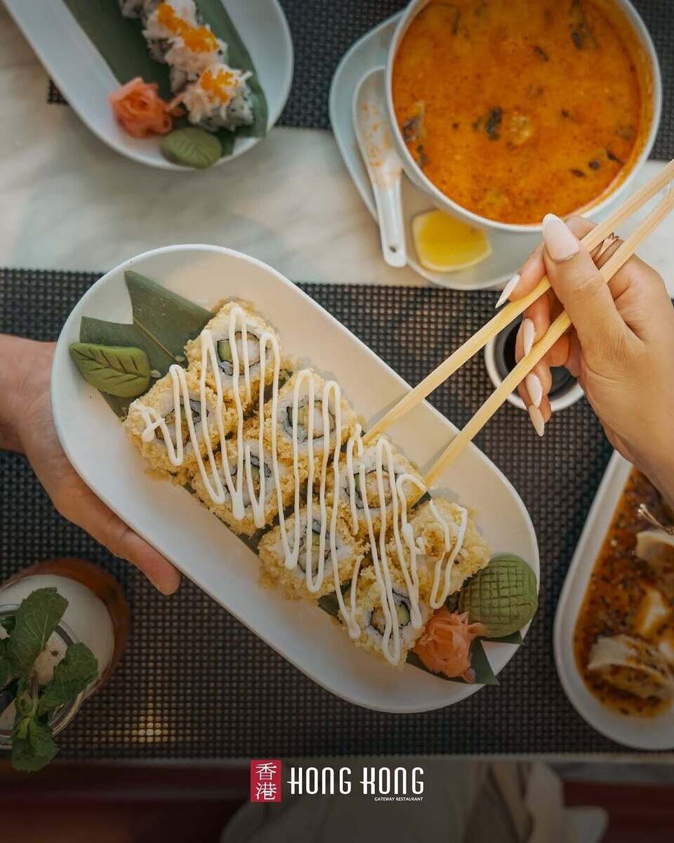 Good food tastes even better when shared 🍱الأكل الطيب يصير أطيب لما ينشارك 🍱✨.jpg