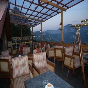 Cloud 7 Hotel The Forest Shimla_The Observatory Bar.jpeg