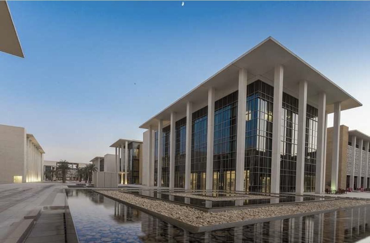 الصورة من حساب الجامعة