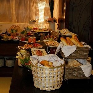 خيمة رمضان في سويس انترناشونال  