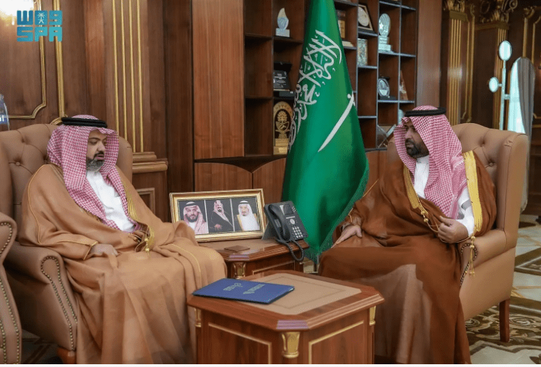 أمير جازان يستقبل رئيس اللجنة الوطنية للامتياز 