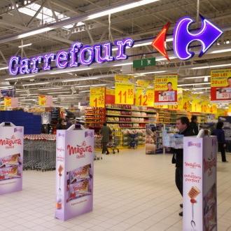 Carrefour продає 97 супермаркетів