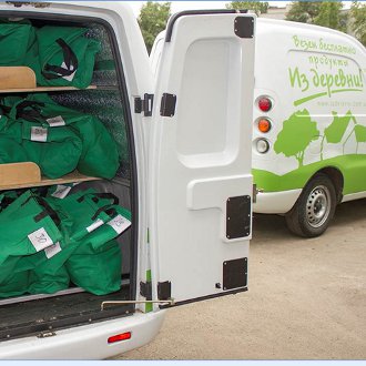 "Из деревни!" дебютує за кордоном